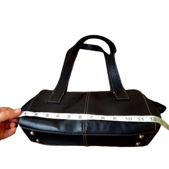 FOSSIL BLACK PURSE - - Picture 4 of 9